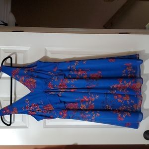 💐 NWOT - Royal blue floral sleeveless dress